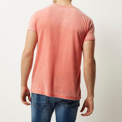 Orange coy chest print t-shirt